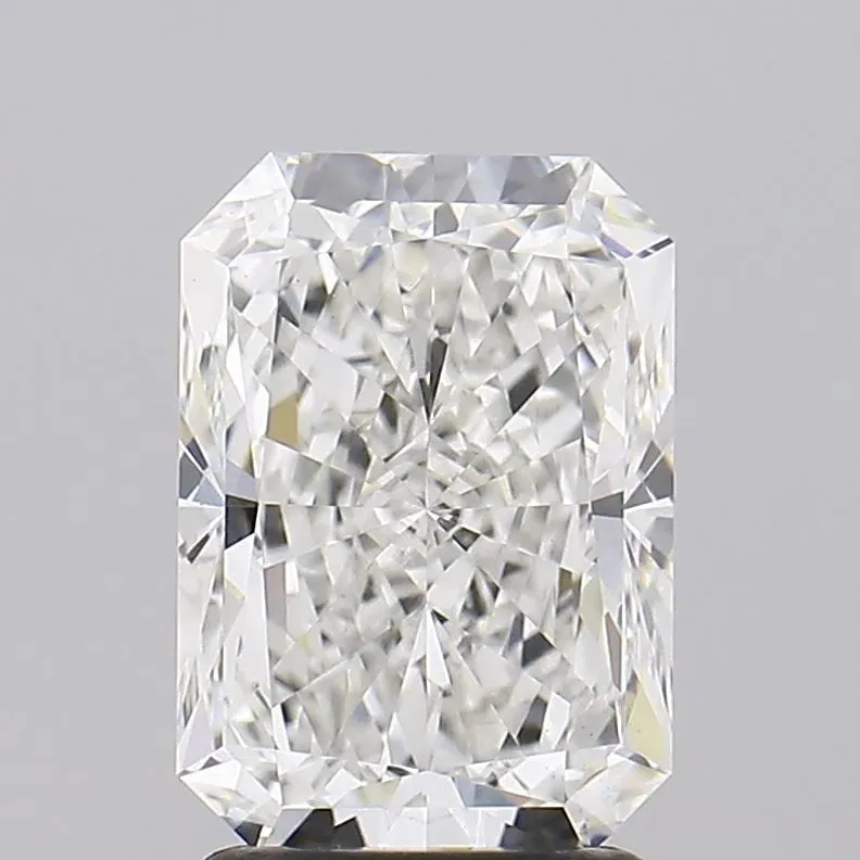 2.51 Carat Radiant Excellent | G | VS1 | IGI Certified