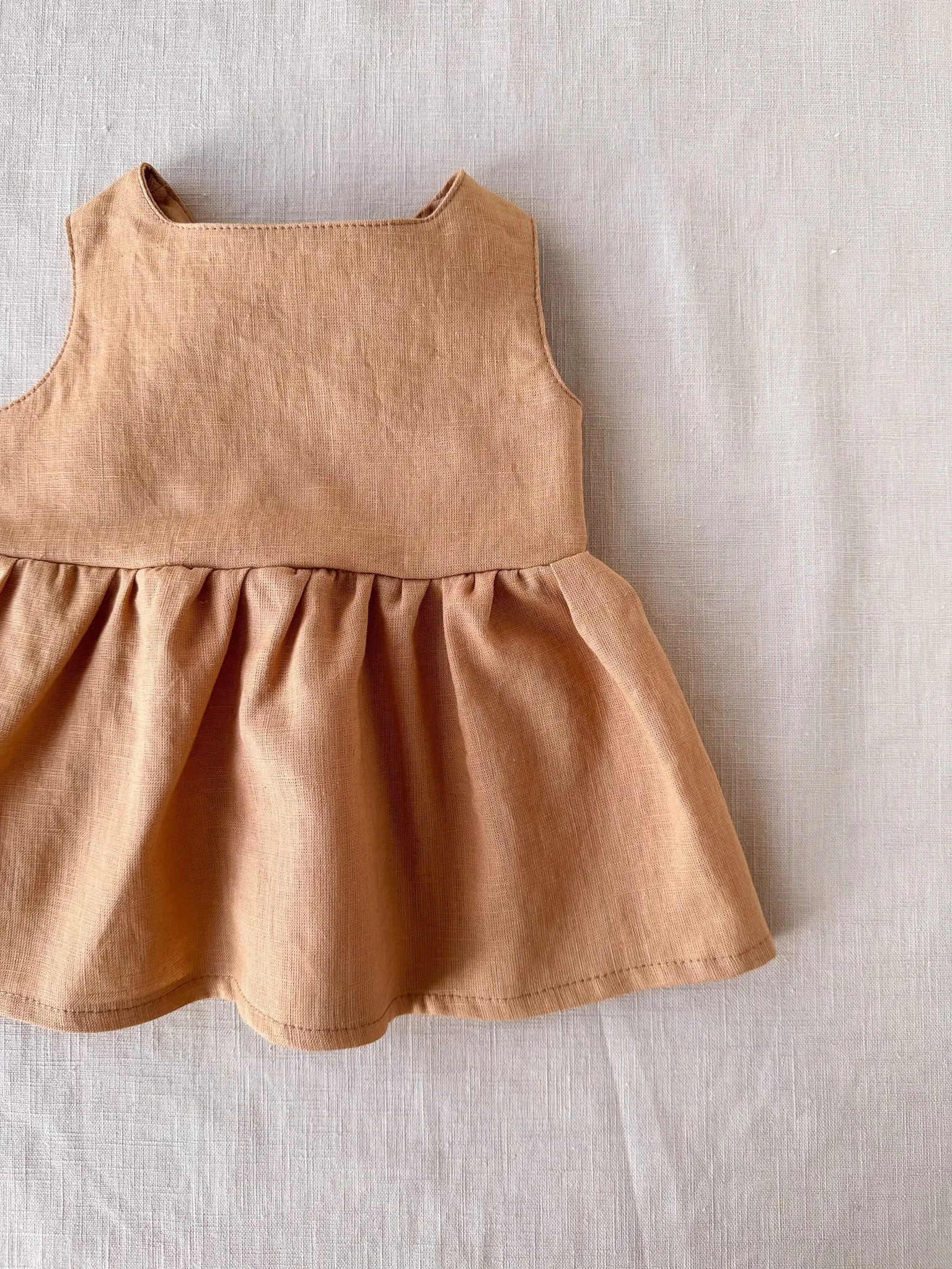 Arabella baby dress / linen - cinnamon