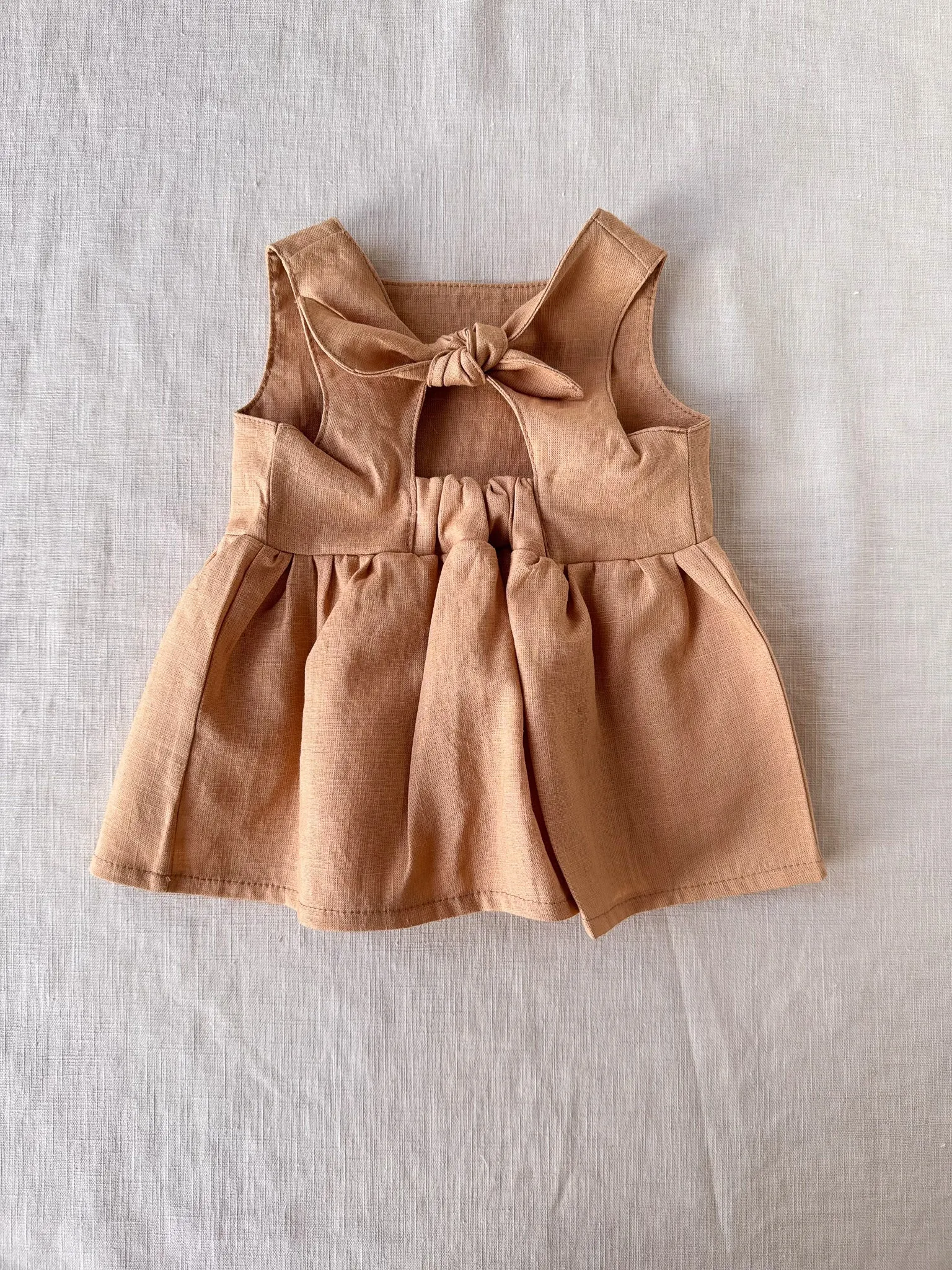 Arabella baby dress / linen - cinnamon