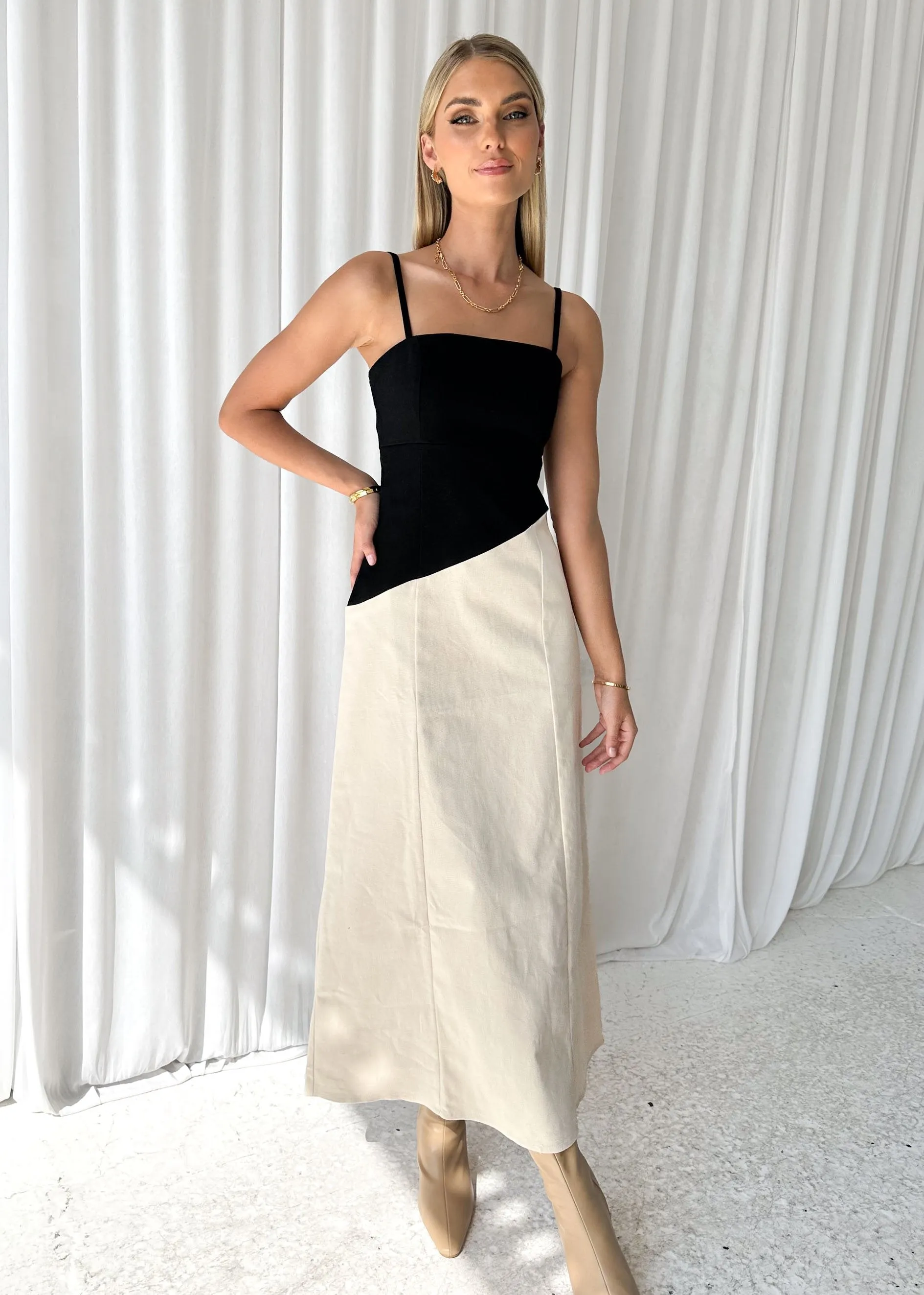 Ekrallo Maxi Dress - Black Splice
