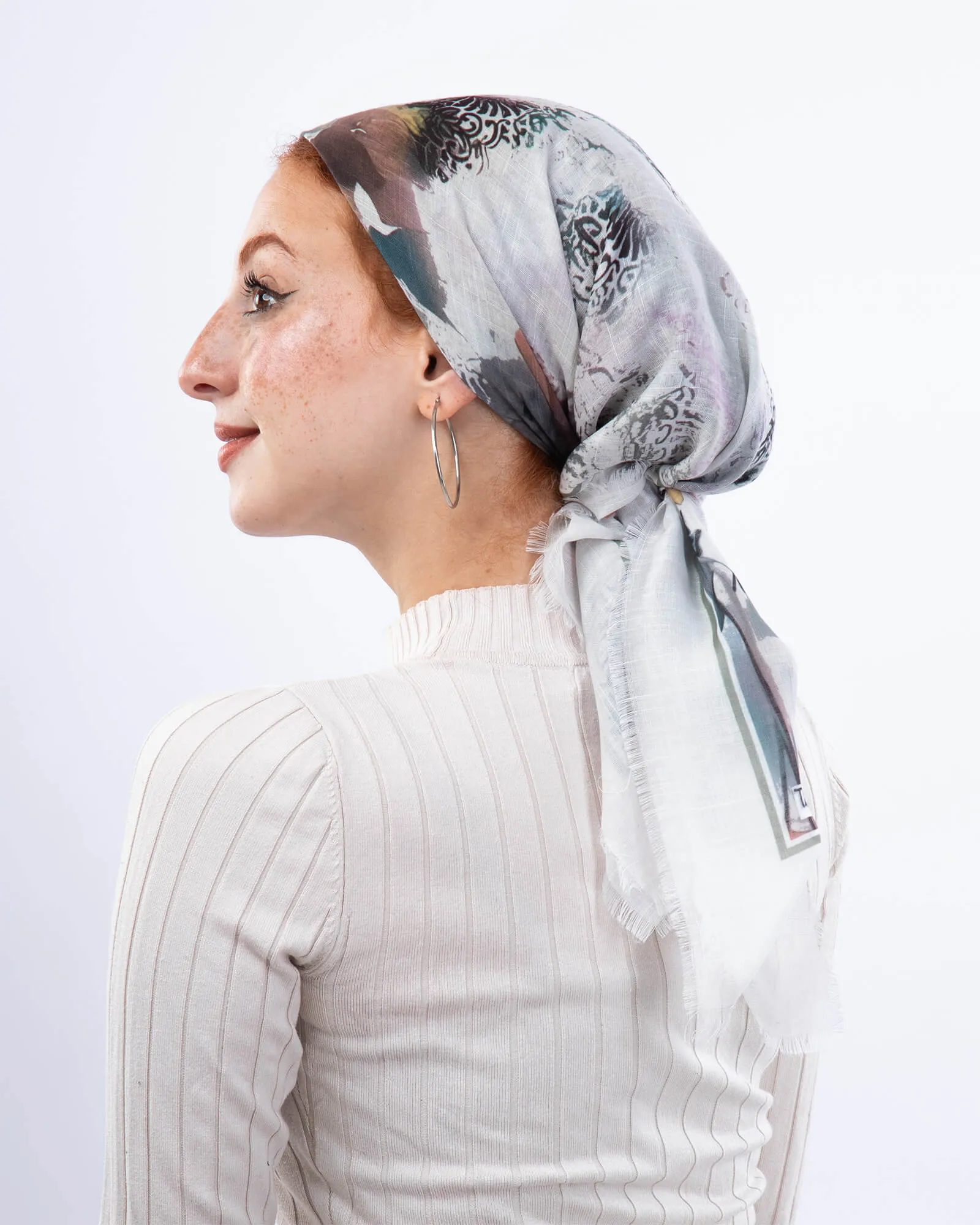 Royal Square Linen Scarf