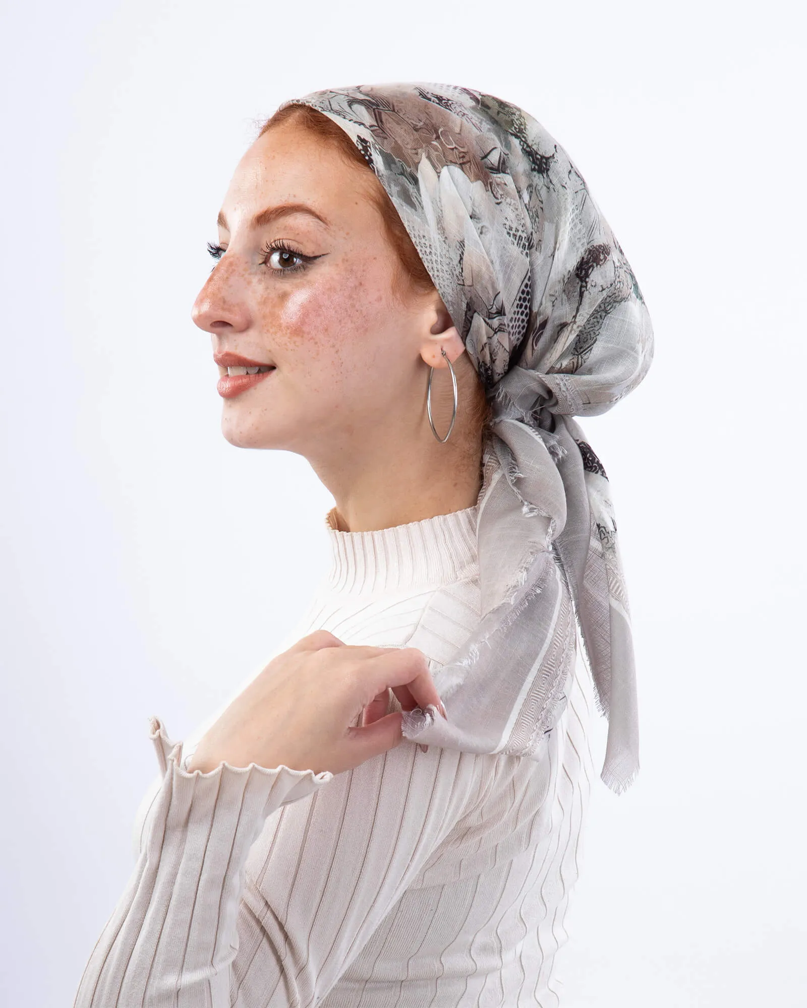 Royal Square Linen Scarf