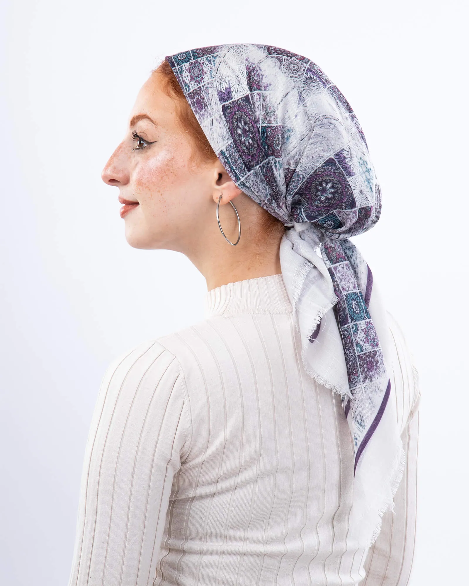Royal Square Linen Scarf